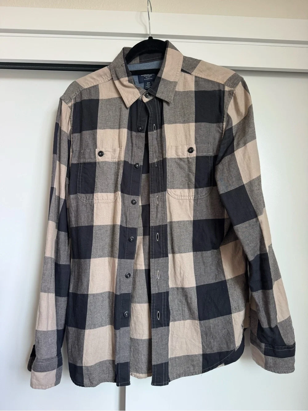 Lot of 5 Men’s Button Down Shirts